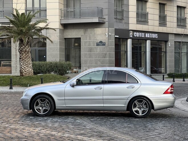 Mercedes C 240 2000, 319,000 km - 2.6 л - Bakı