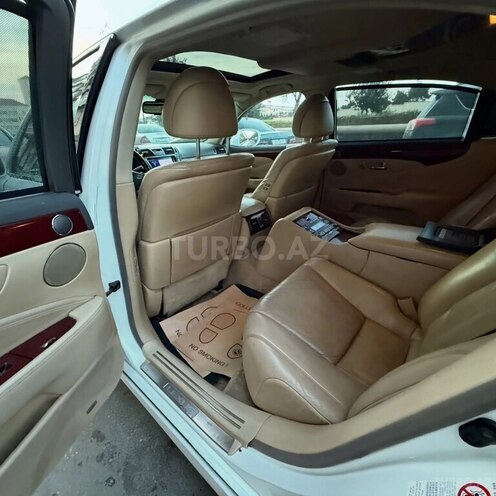 Lexus LS 460 2007, 289,000 km - 4.6 l - Bakı