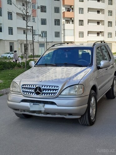Mercedes ML 320 2000, 310,000 km - 3.2 l - Bakı