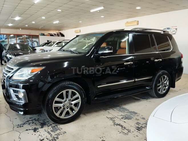 Lexus LX 570 2014, 206,000 km - 5.7 l - Bakı