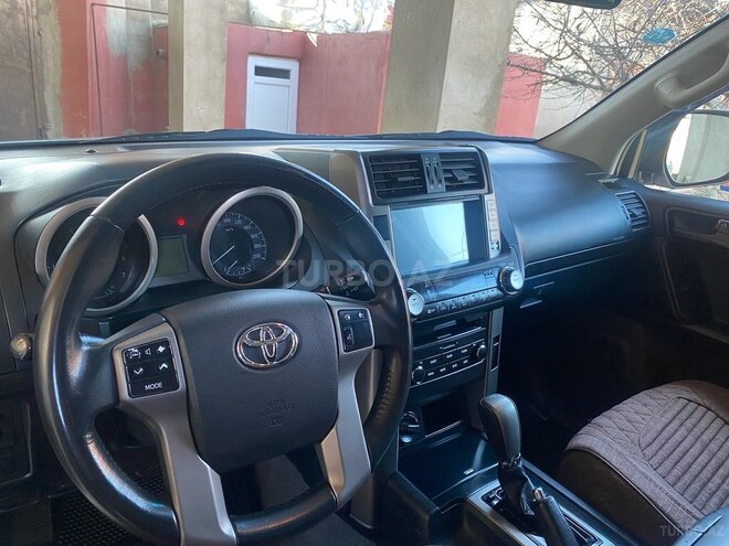 Toyota Land Cruiser Prado 2010, 128,000 km - 2.7 л - Bakı