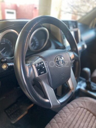 Toyota Land Cruiser Prado 2010, 128,000 km - 2.7 л - Bakı