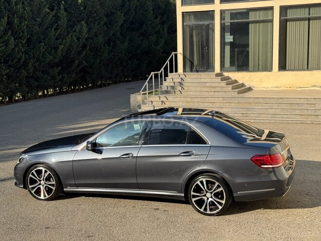 Mercedes E 220-5