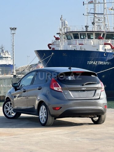 Ford Fiesta 2018, 129,000 km - 1.6 l - Bakı