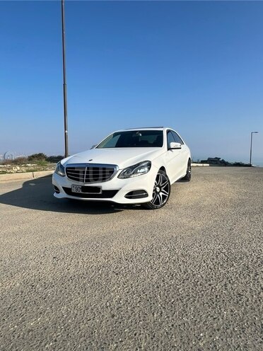 Mercedes E 220-3
