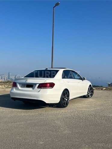 Mercedes E 220-7