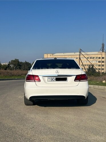 Mercedes E 220-8