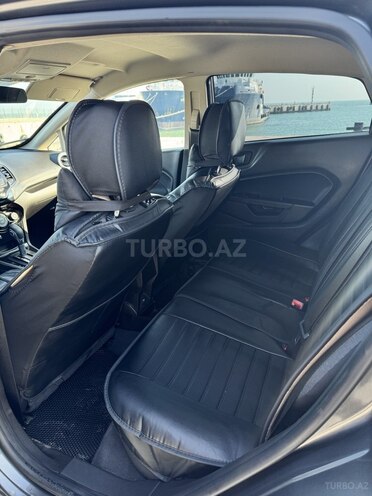 Ford Fiesta 2018, 129,000 km - 1.6 l - Bakı
