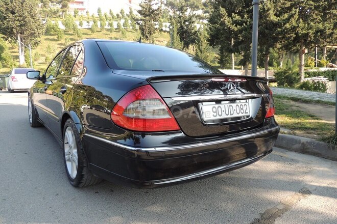 Mercedes E 200 d 2008, 358,000 km - 2.2 l - Bakı