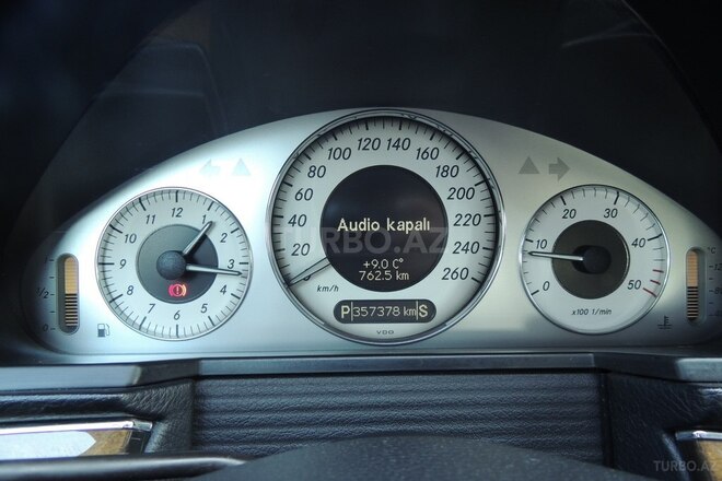 Mercedes E 200 d 2008, 358,000 km - 2.2 l - Bakı