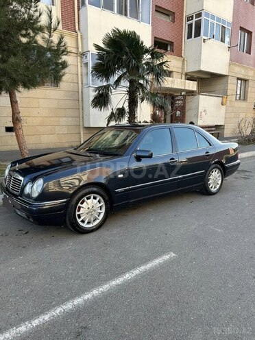 Mercedes E 230 1996, 256,000 km - 2.3 l - Bərdə