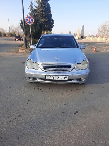 Mercedes C 240 2000, 380,000 km - 2.4 l - Qazax