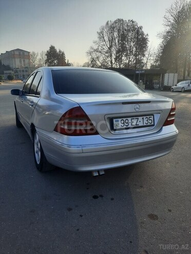 Mercedes C 240 2000, 380,000 km - 2.4 l - Qazax