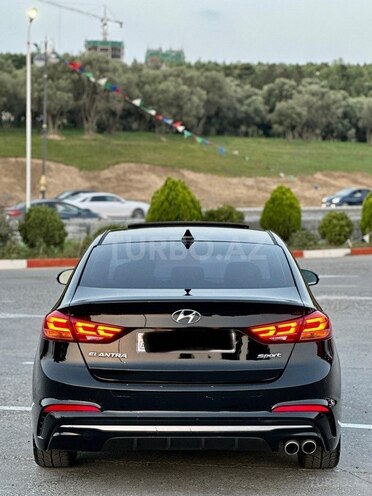Hyundai Elantra 2018, 166,000 km - 1.6 l - Bakı