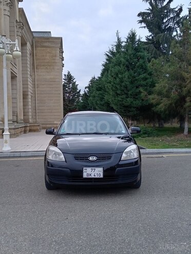 Kia Rio 2007, 270,000 km - 1.4 l - Ucar