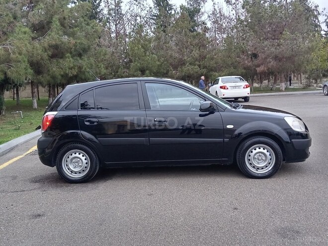 Kia Rio 2007, 270,000 km - 1.4 l - Ucar