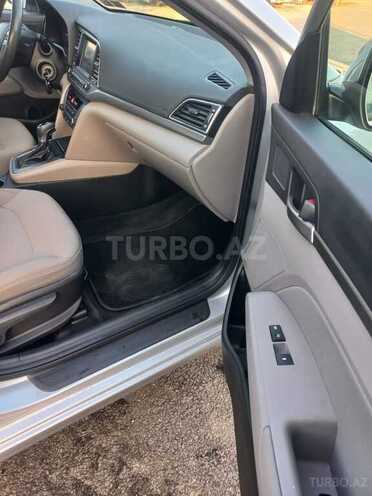 Hyundai Elantra 2018, 177,028 km - 2.0 l - Bakı