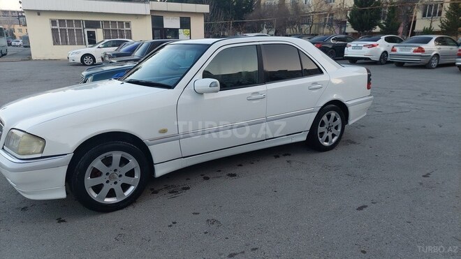 Mercedes C 180 1999, 250,000 km - 1.8 l - Sumqayıt