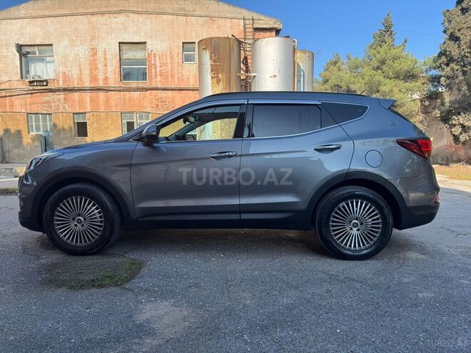 Hyundai Santa Fe-8