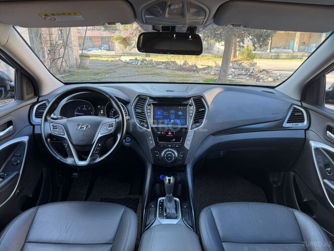 Hyundai Santa Fe-12