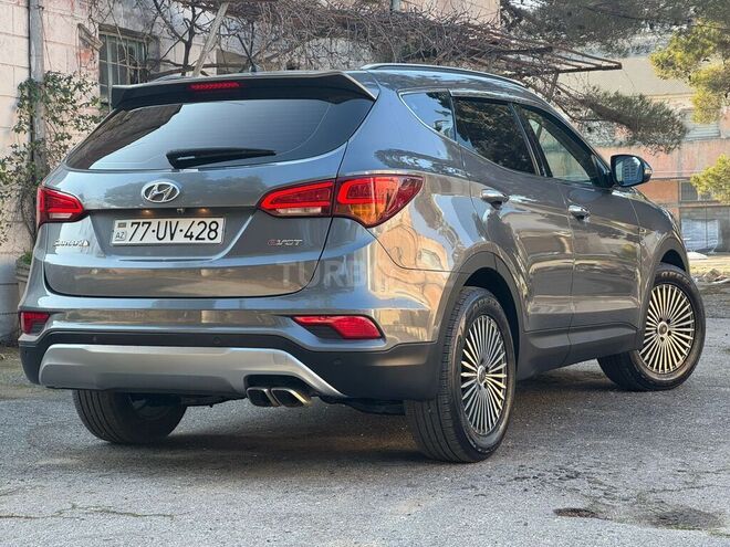 Hyundai Santa Fe-3