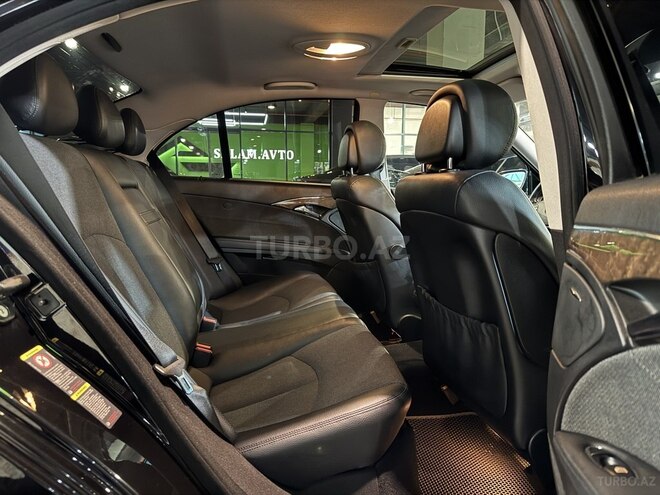 Mercedes E 220 d-12