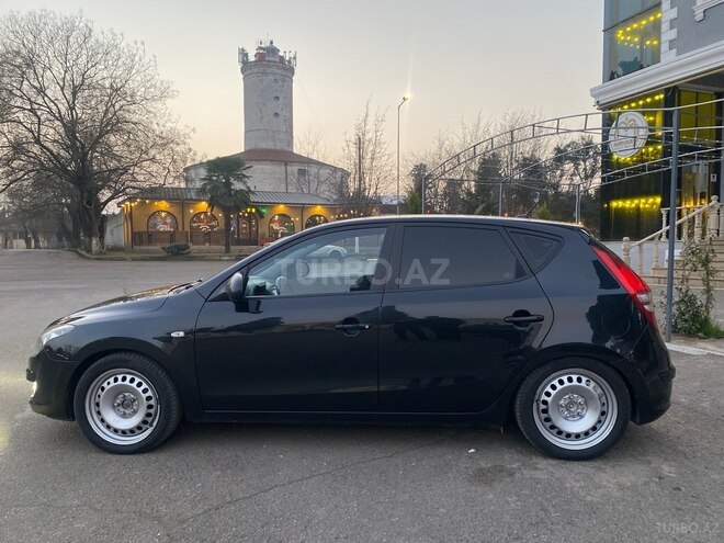 Hyundai i30 2007, 295,000 km - 1.6 л - Lənkəran