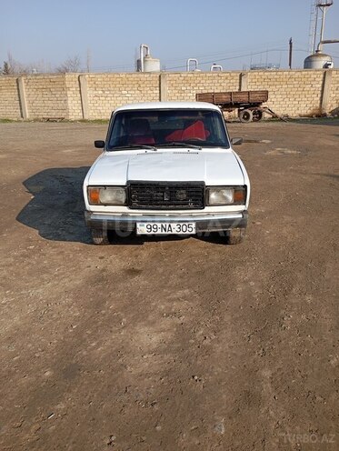 LADA (VAZ) 2107 1987, 95,000 km - 1.6 л - Salyan