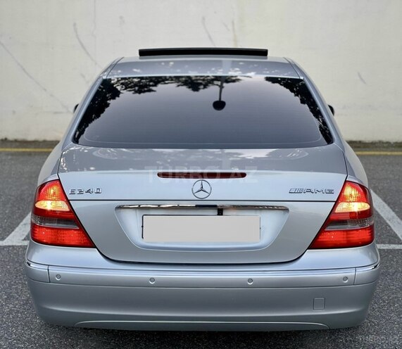Mercedes E 240 2003, 312,000 km - 2.4 л - Sumqayıt