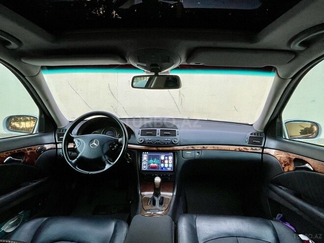 Mercedes E 240 2003, 312,000 km - 2.4 л - Sumqayıt