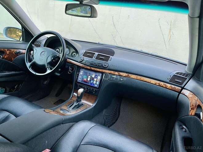 Mercedes E 240 2003, 312,000 km - 2.4 л - Sumqayıt