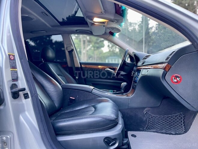 Mercedes E 240 2003, 312,000 km - 2.4 л - Sumqayıt