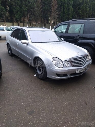 Mercedes E 220 d 2002, 325,124 km - 2.2 л - Bakı
