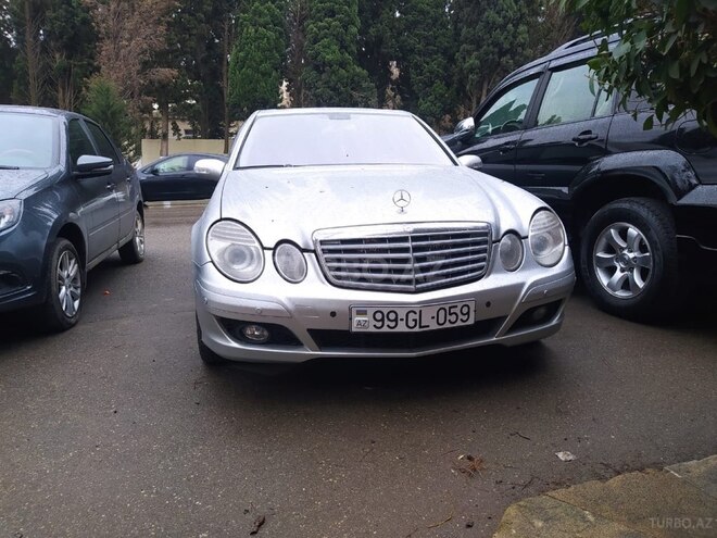 Mercedes E 220 d 2002, 325,124 km - 2.2 л - Bakı