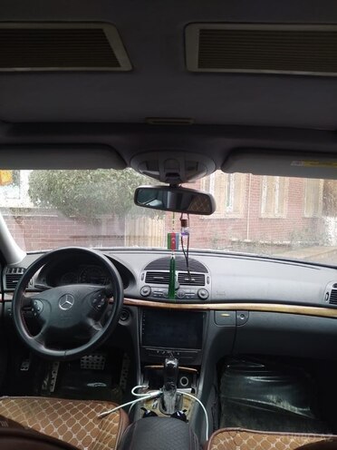 Mercedes E 220 d 2002, 325,124 km - 2.2 л - Bakı