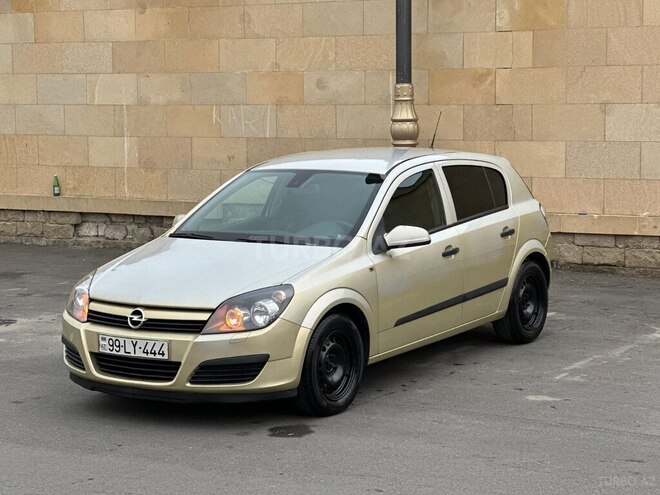 Opel Astra 2005, 211,000 km - 1.4 l - Bakı
