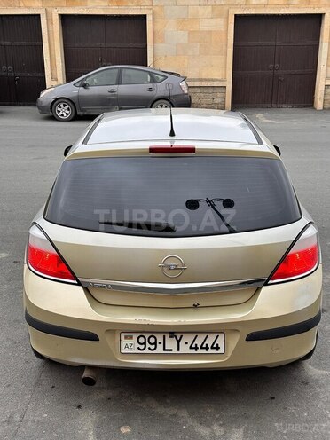 Opel Astra 2005, 211,000 km - 1.4 l - Bakı
