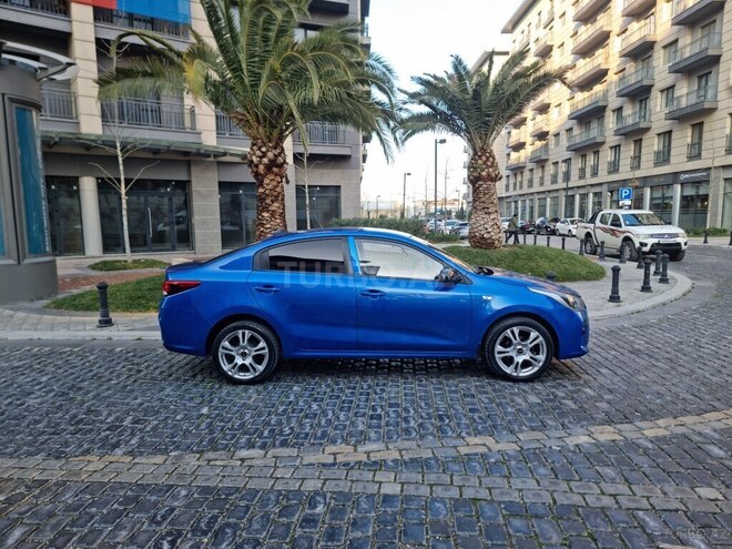 Kia Rio 2018, 60,000 km - 1.6 л - Bakı
