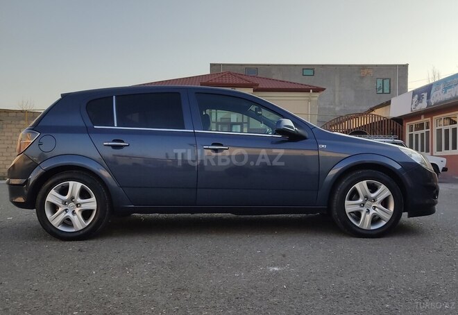 Opel Astra 2009, 239,000 km - 1.4 l - Bərdə