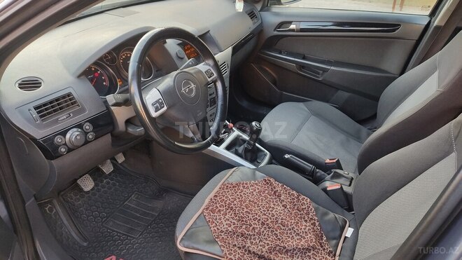 Opel Astra 2009, 239,000 km - 1.4 l - Bərdə