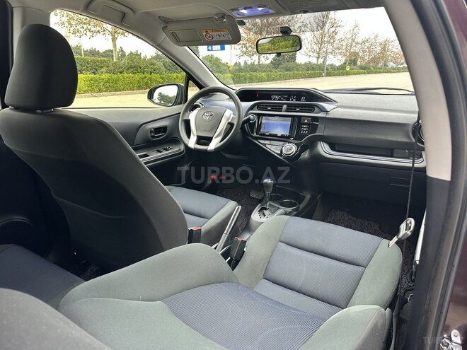 Toyota Aqua 2015, 65,600 km - 1.5 l - Bakı