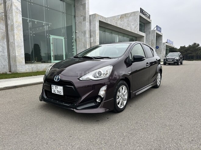 Toyota Aqua 2015, 65,600 km - 1.5 l - Bakı