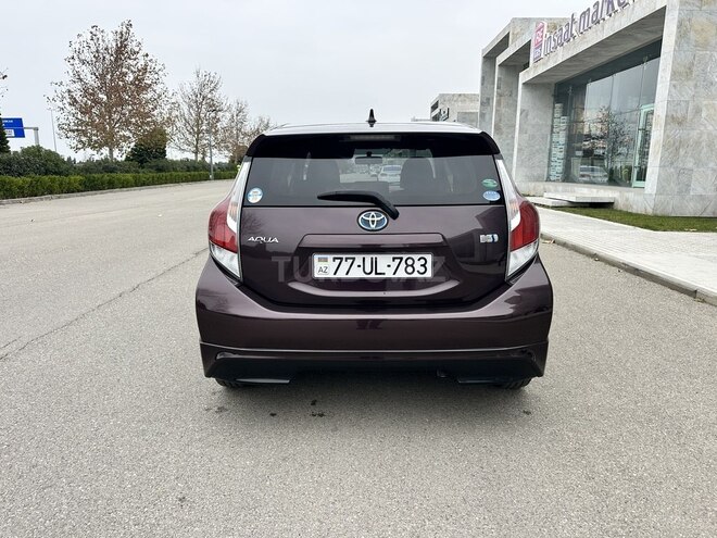 Toyota Aqua 2015, 65,600 km - 1.5 l - Bakı