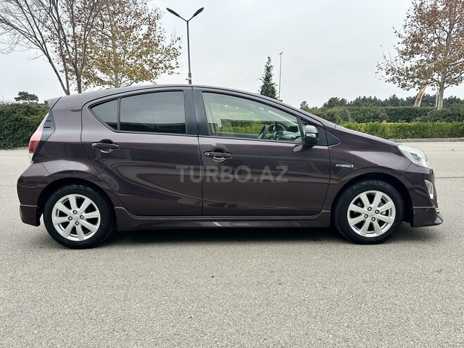 Toyota Aqua 2015, 65,600 km - 1.5 l - Bakı