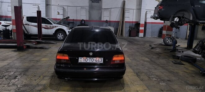 BMW 528 1997, 426,000 km - 2.8 l - Bakı