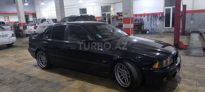 BMW 528 1997, 426,000 km - 2.8 l - Bakı