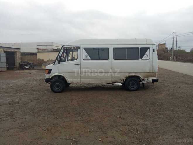 Mercedes 208 D 1992, 269,000 km - 2.3 л - Salyan