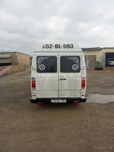 Mercedes 208 D 1992, 269,000 km - 2.3 л - Salyan
