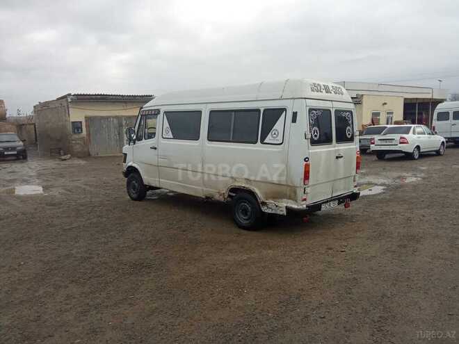 Mercedes 208 D 1992, 269,000 km - 2.3 л - Salyan