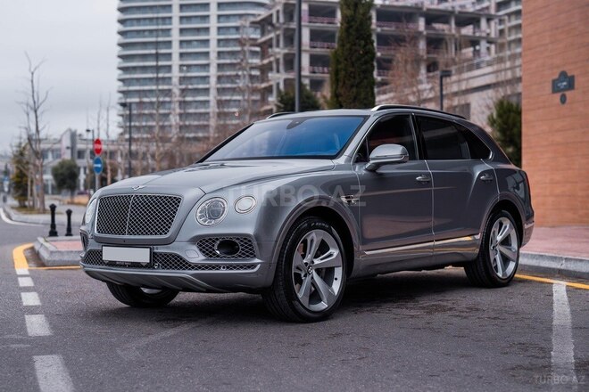 Bentley Bentayga 2016, 30,000 km - 6.0 l - Bakı
